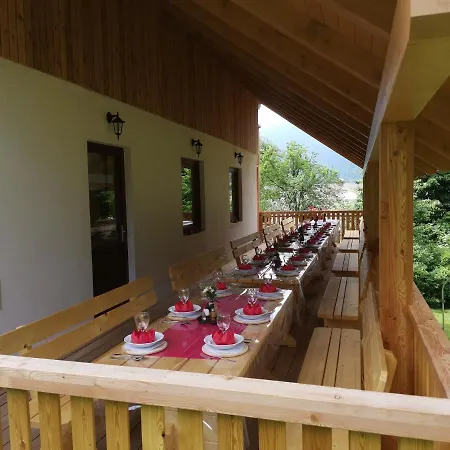 Turisticna Kmetija Zgornji Zavratnik * Luče