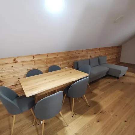 Turisticna Kmetija Zgornji Zavratnik Luče