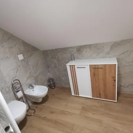 Turisticna Kmetija Zgornji Zavratnik Pensjonat Luče