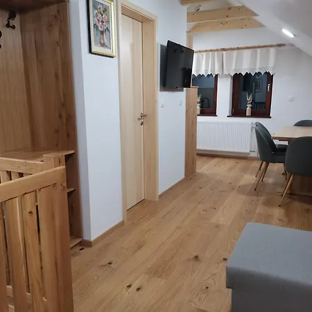 Turisticna Kmetija Zgornji Zavratnik Luče