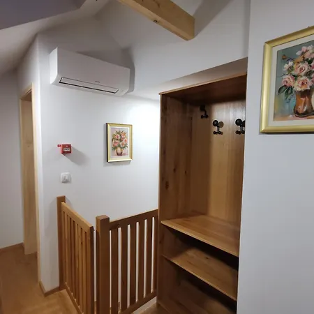 Turisticna Kmetija Zgornji Zavratnik