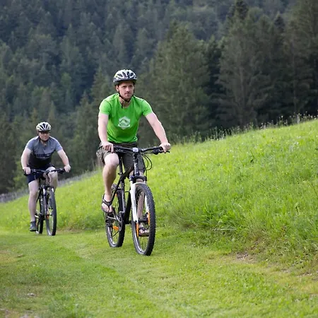 Turisticna Kmetija Zgornji Zavratnik 3*