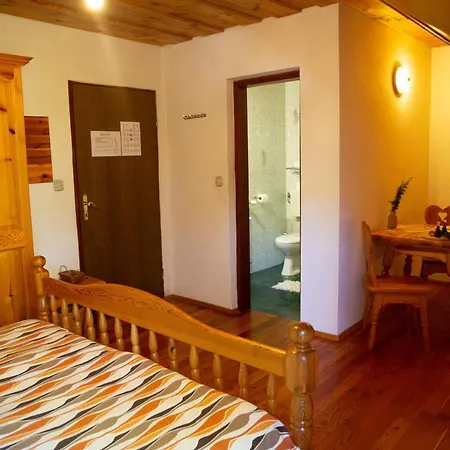 Turisticna Kmetija Zgornji Zavratnik Maison d'hôtes