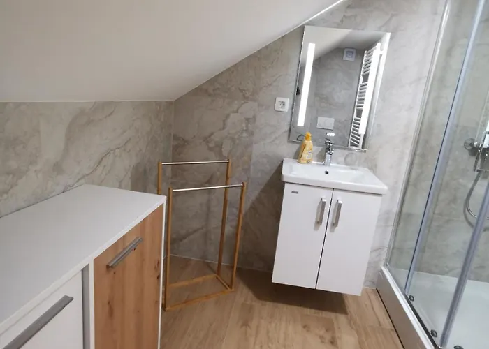 Vendégház Turisticna Kmetija Zgornji Zavratnik 3*