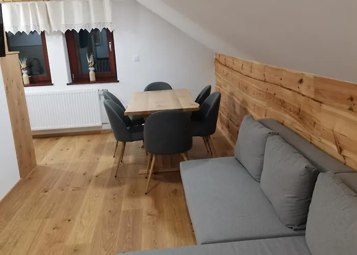 Turisticna Kmetija Zgornji Zavratnik 3*