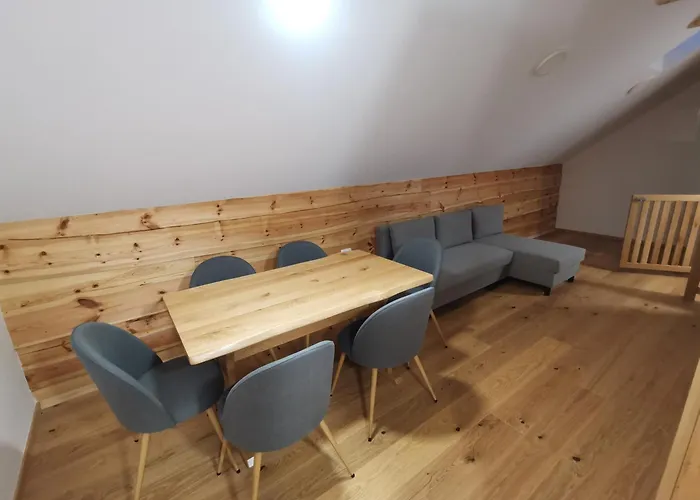 Turisticna Kmetija Zgornji Zavratnik Luče