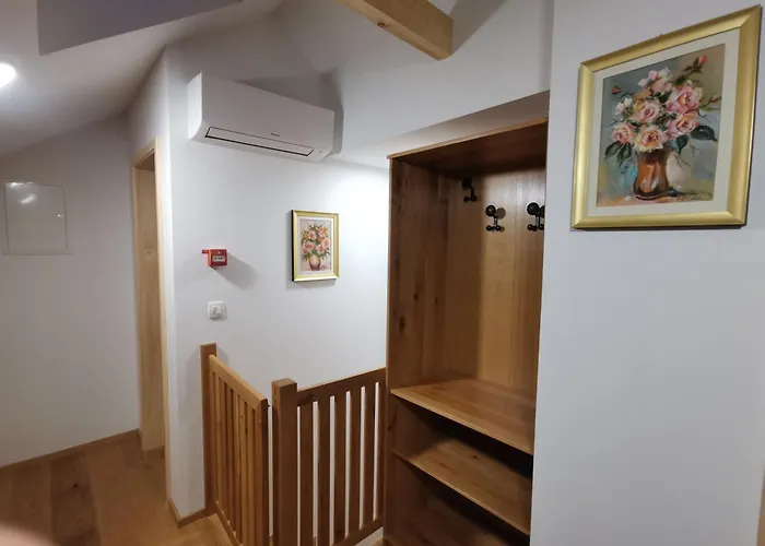 Turisticna Kmetija Zgornji Zavratnik