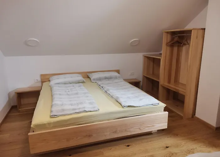 Vendégház Turisticna Kmetija Zgornji Zavratnik