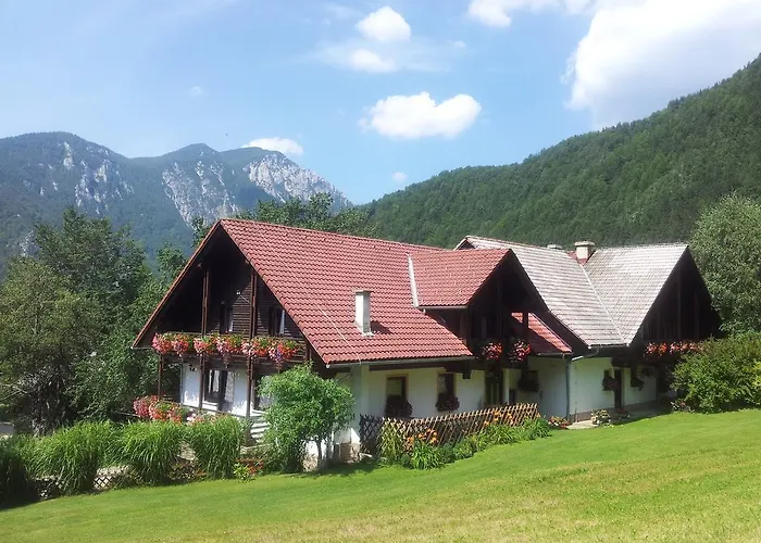 Vendégház Turisticna Kmetija Zgornji Zavratnik Luče