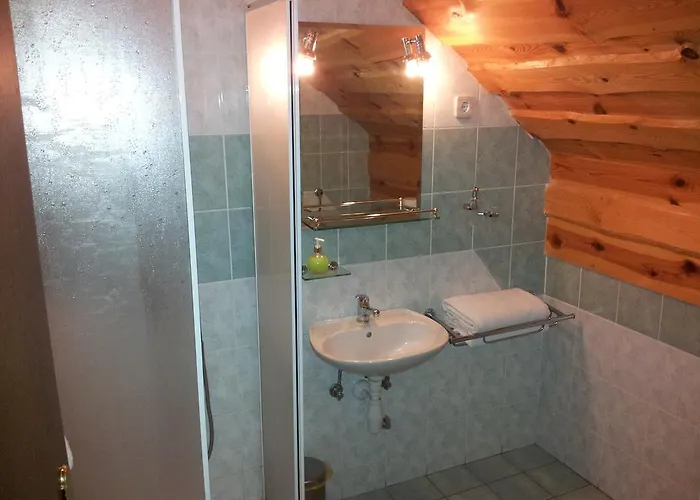 Turisticna Kmetija Zgornji Zavratnik