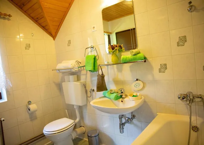 Turisticna Kmetija Zgornji Zavratnik Luče